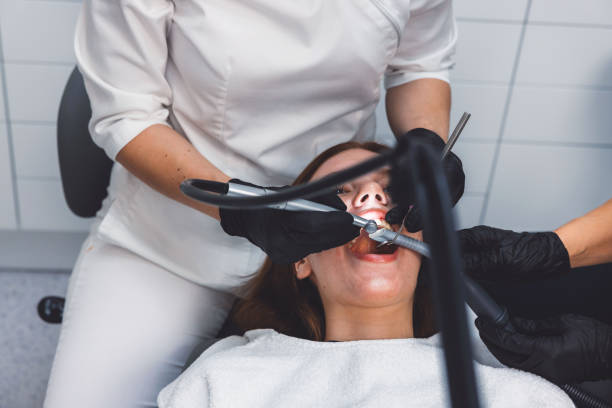 Best Emergency Tooth Extraction in Rion Center, MA